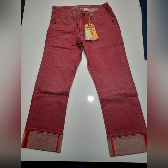 Parasuco Capis - Picture 1 of 4